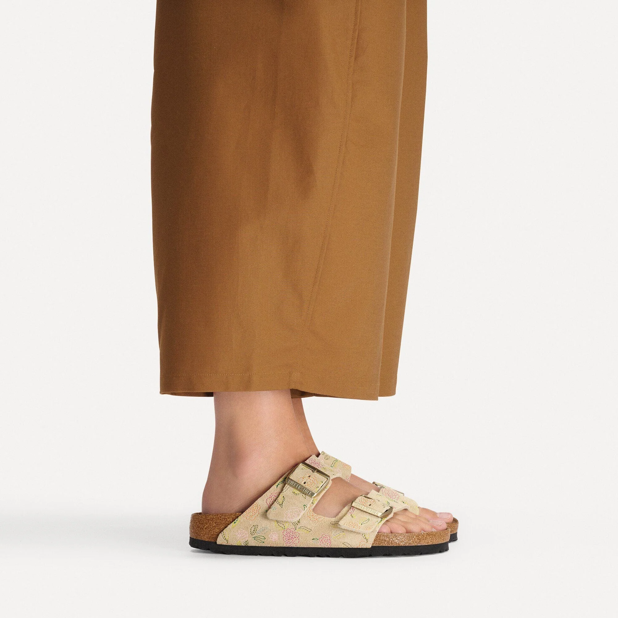 Arizona | Suede | Sandcastle Flower Print - Image 3