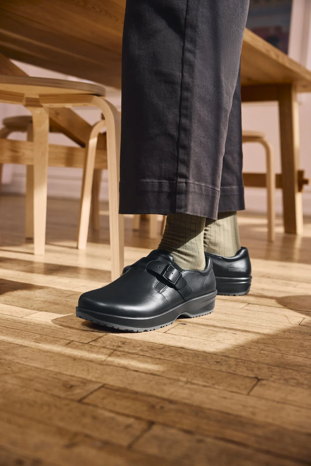 Caris Pro | Leather | Black - Image 4
