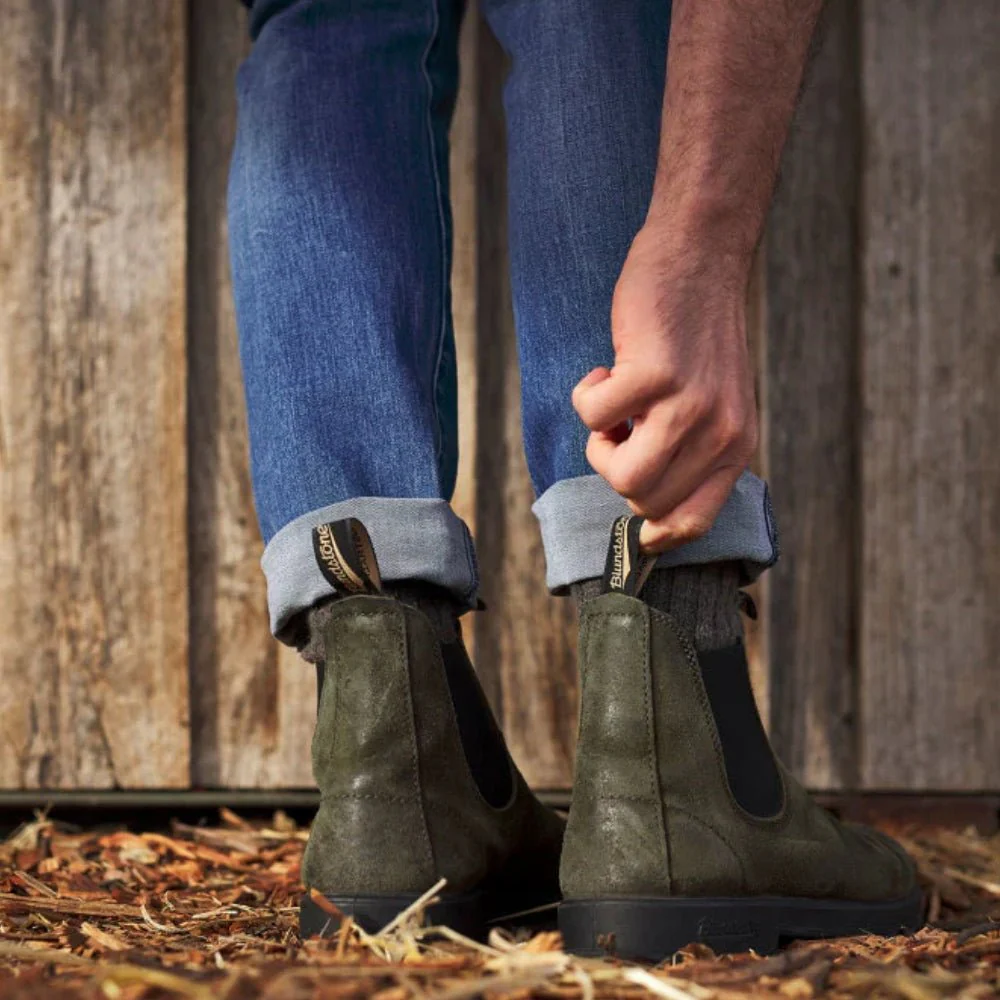 Classic 550 Chelsea Boot #1615 | Suede | Dark Olive - Image 4