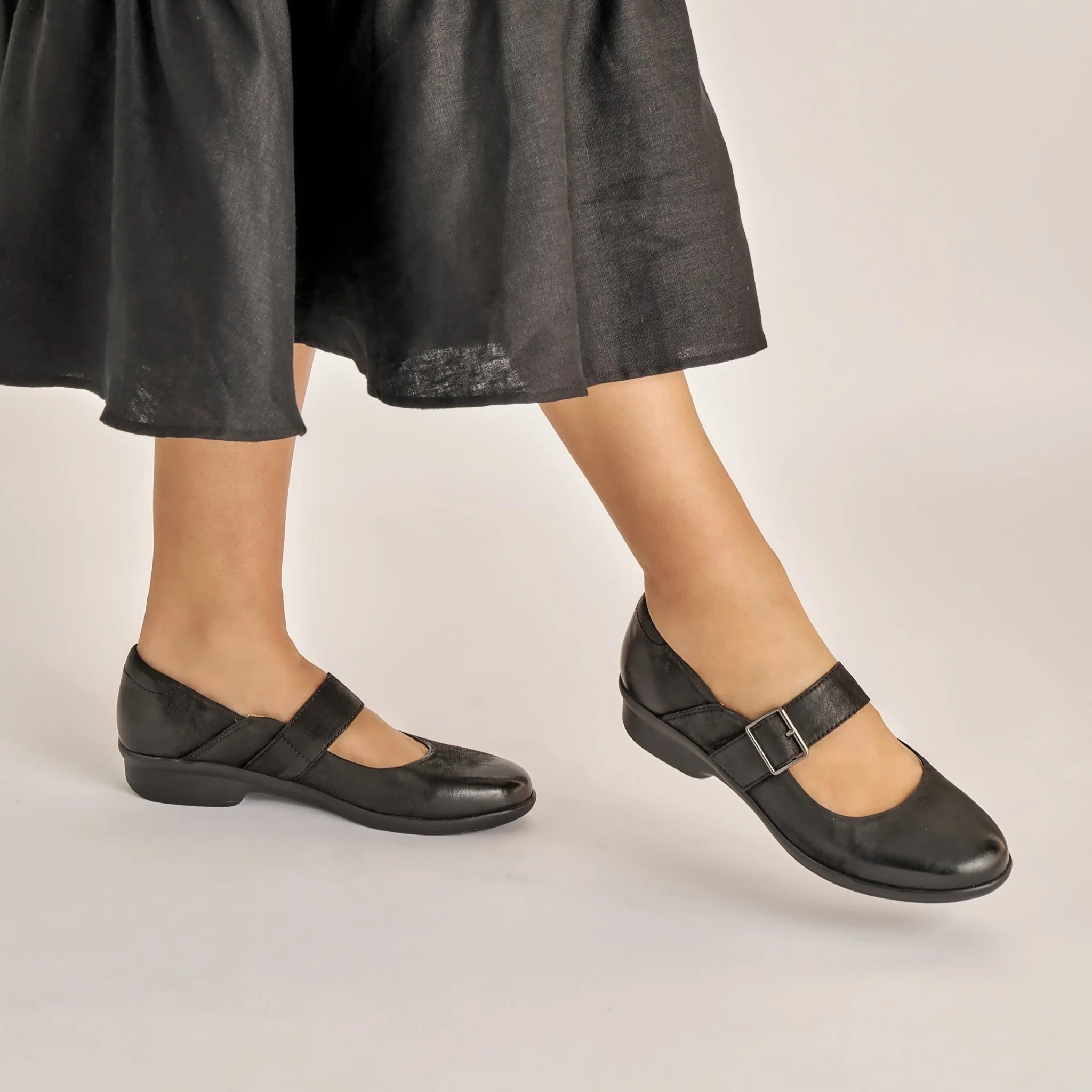 Collette | Burnished Nubuck | Black - Image 2