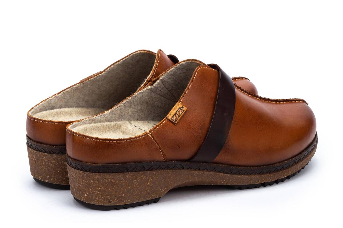 Granada Clog | Brandy - Image 3