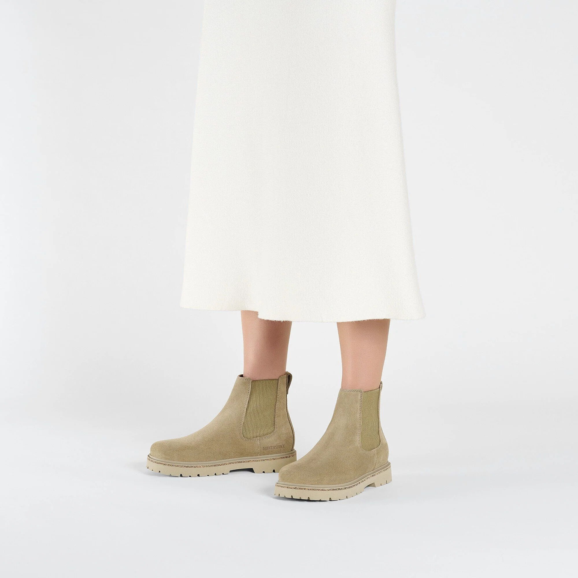 Highwood Slip On | Women | Suede | Taupe - Image 3