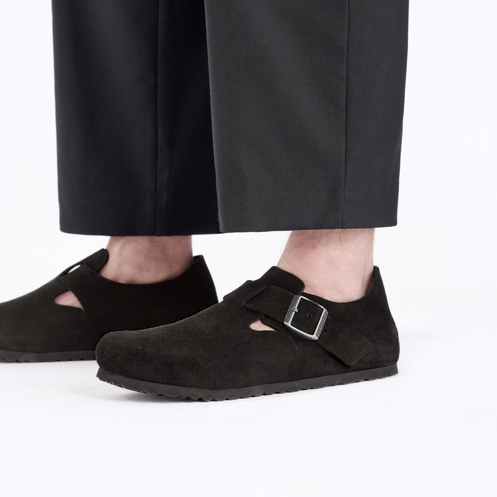London | Suede | Black - Image 2