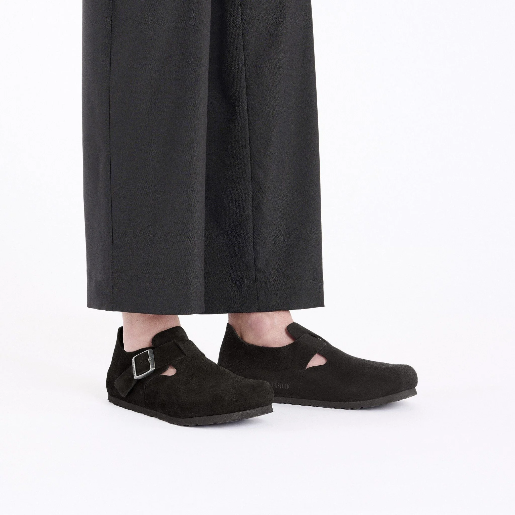 London | Suede | Black - Image 3