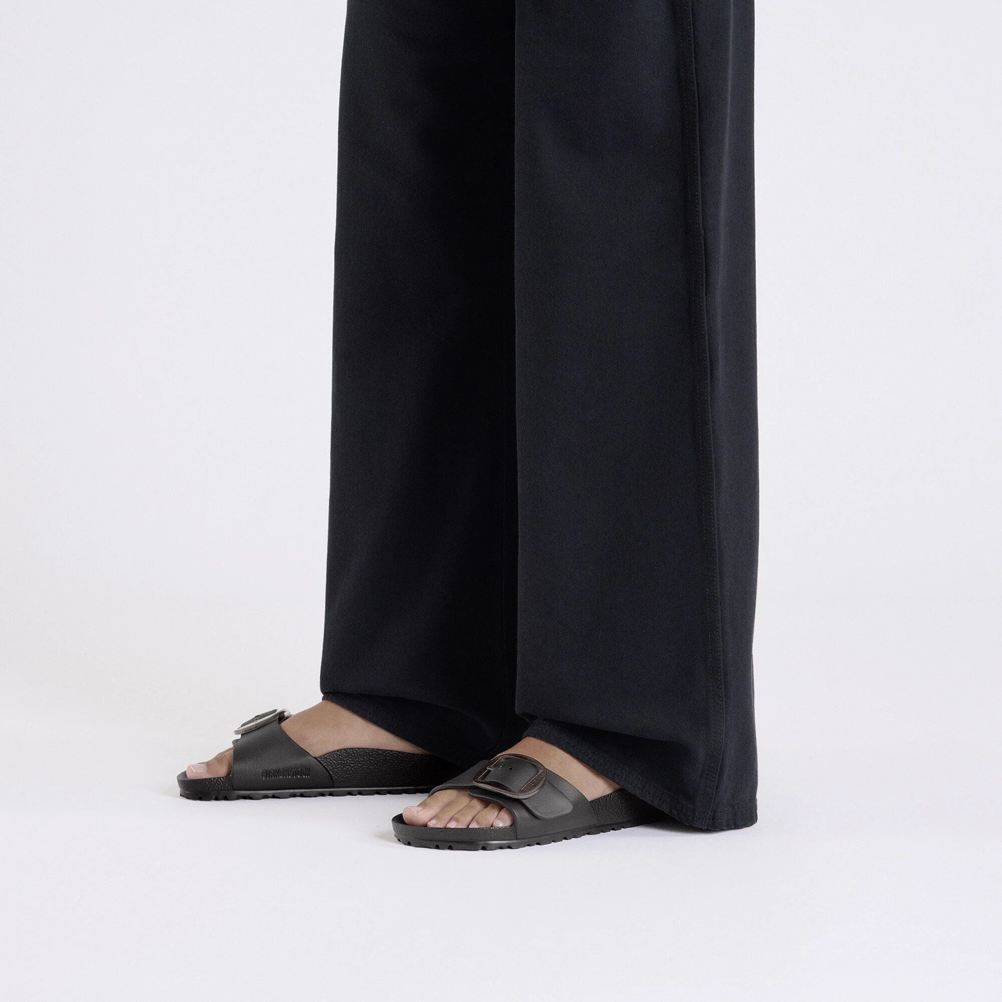 Madrid Big Buckle | EVA | Black - Image 3