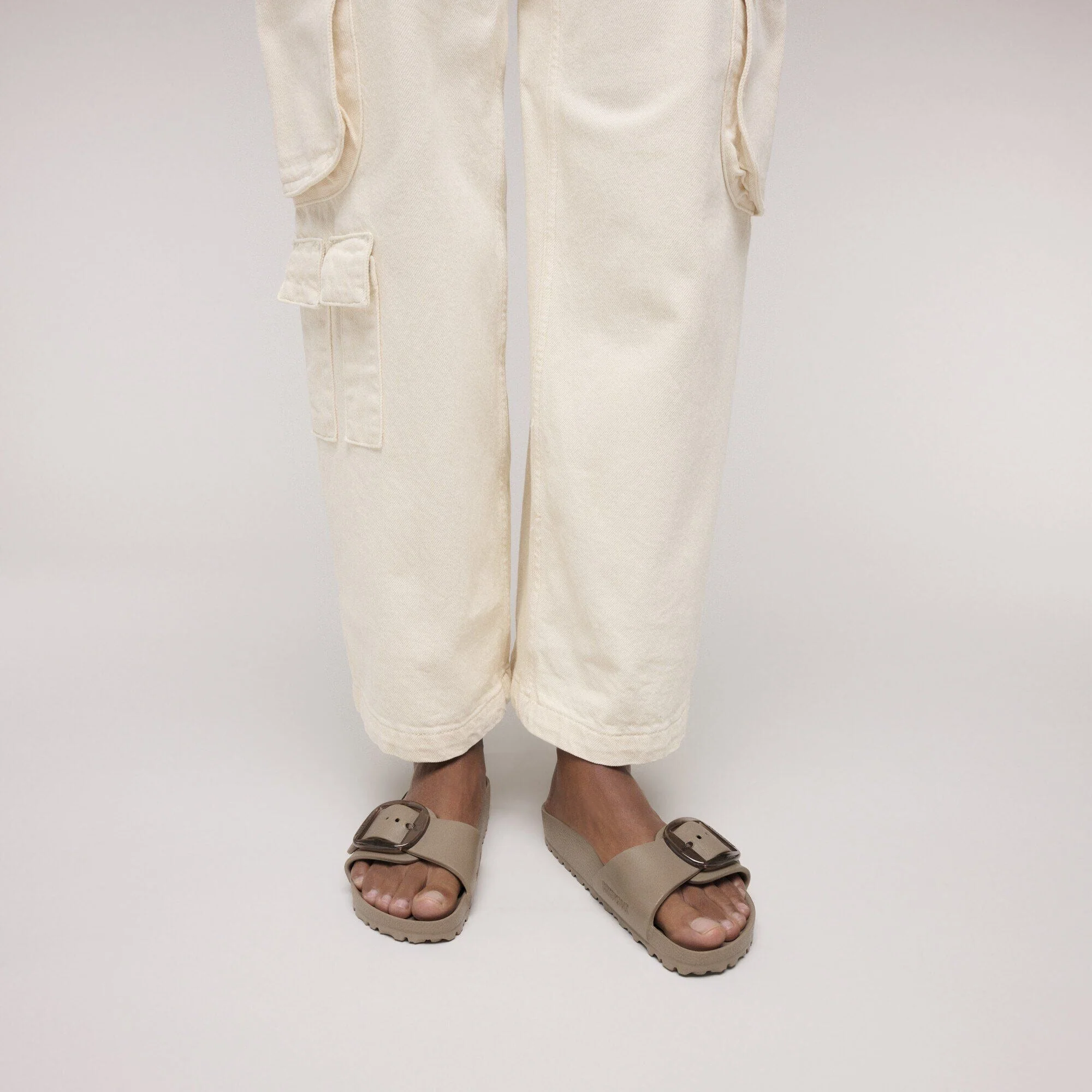 Madrid Big Buckle | EVA | Gray Taupe - Image 3
