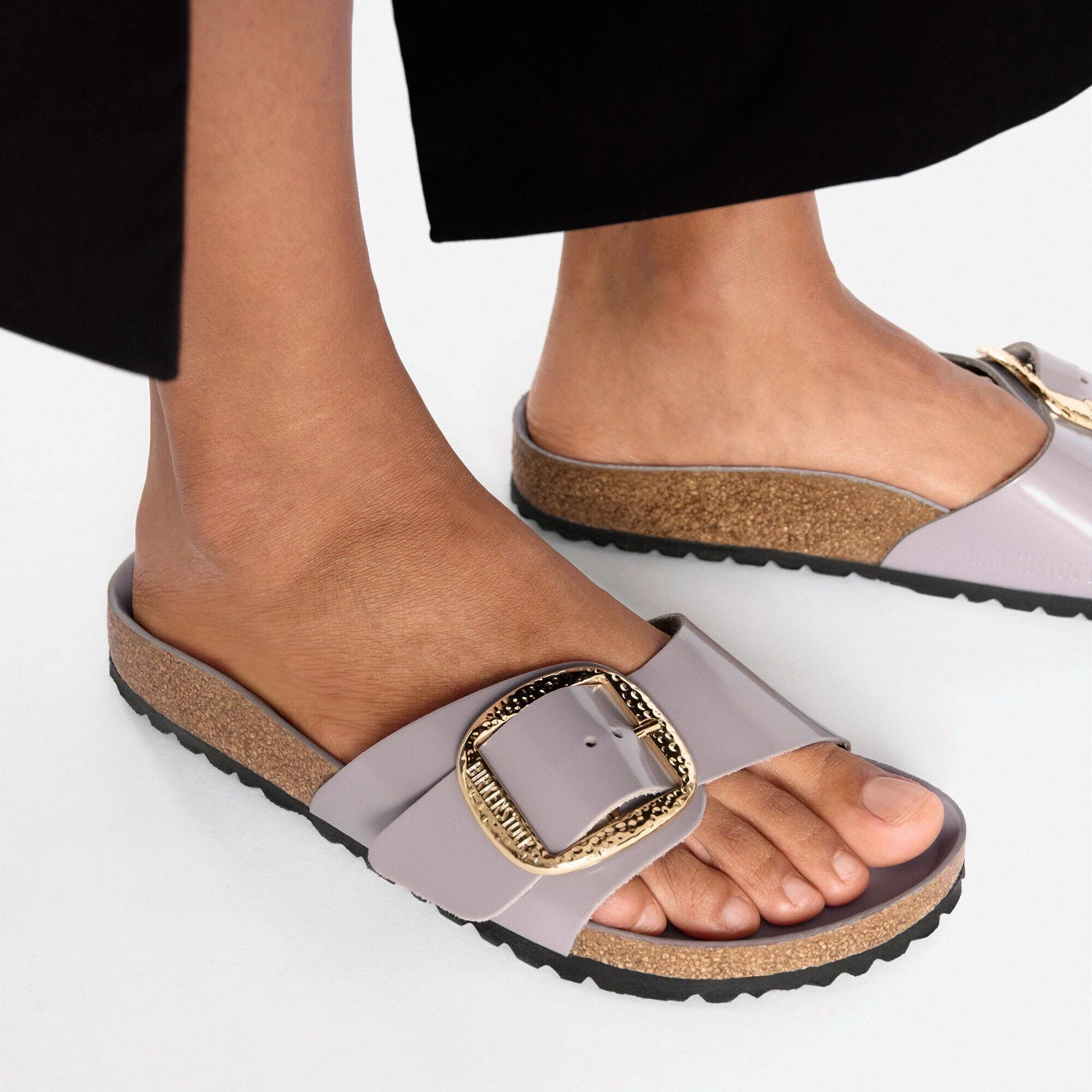 Madrid Hammered Big Buckle | High-Shine Patent Leather | Faded Purple - Image 3