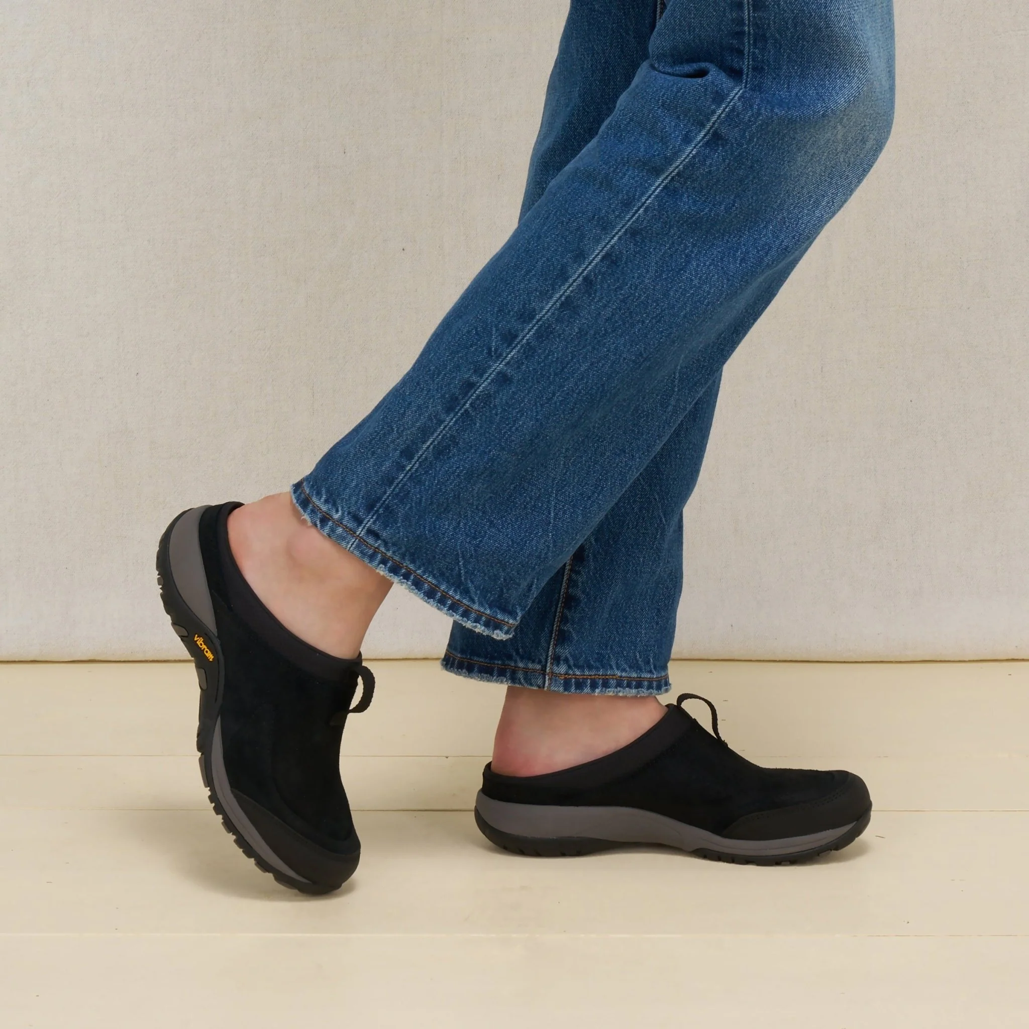 Pia | Waterproof | Leather | Black - Image 2