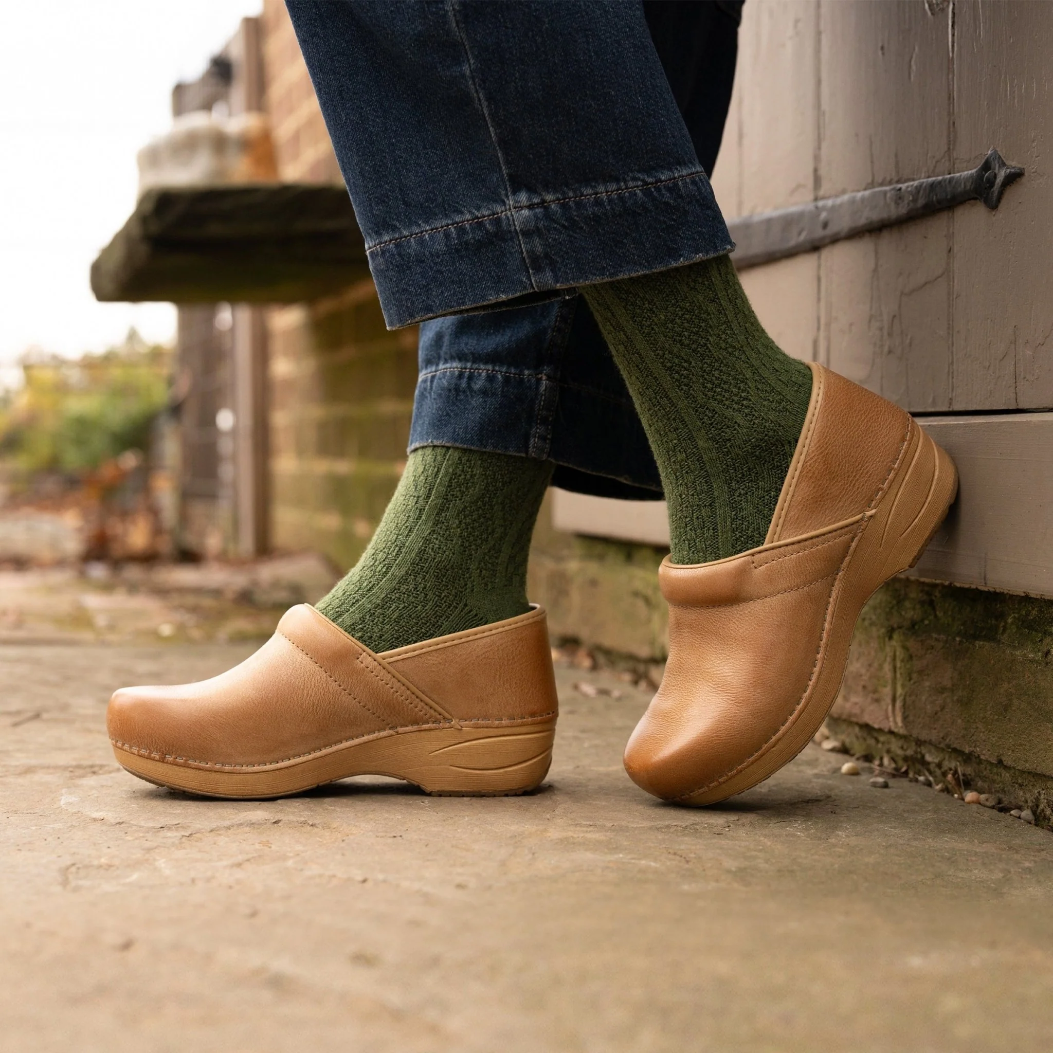 Pro XP 2.0 | Distressed Leather | Honey - Image 2