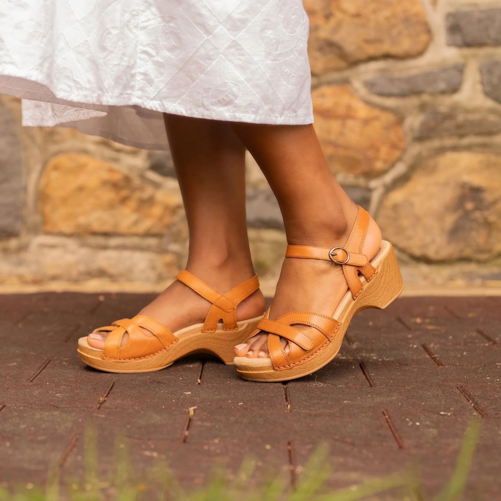 Season | Leather | Camel - Image 2
