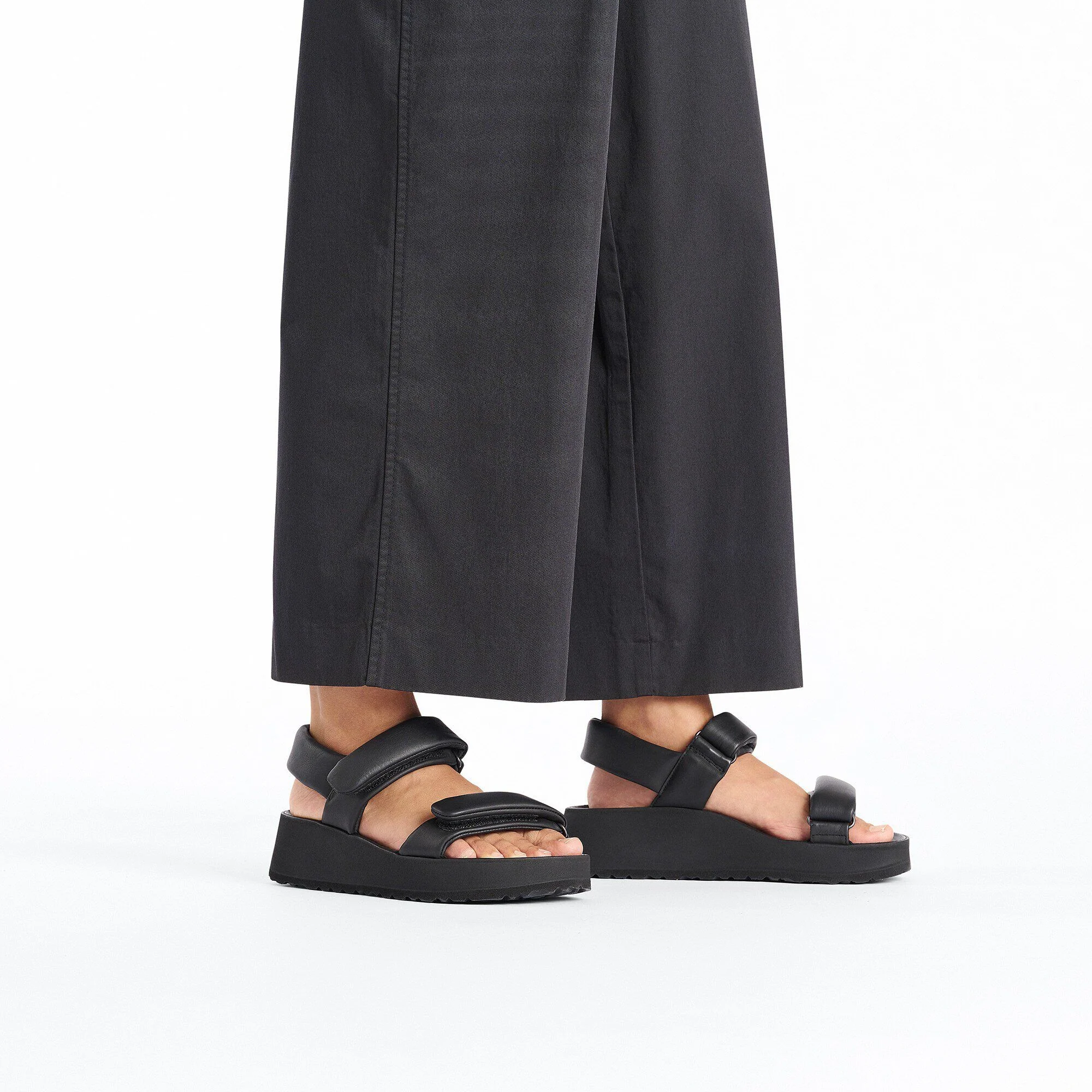 Theda | Leather | Black - Image 3