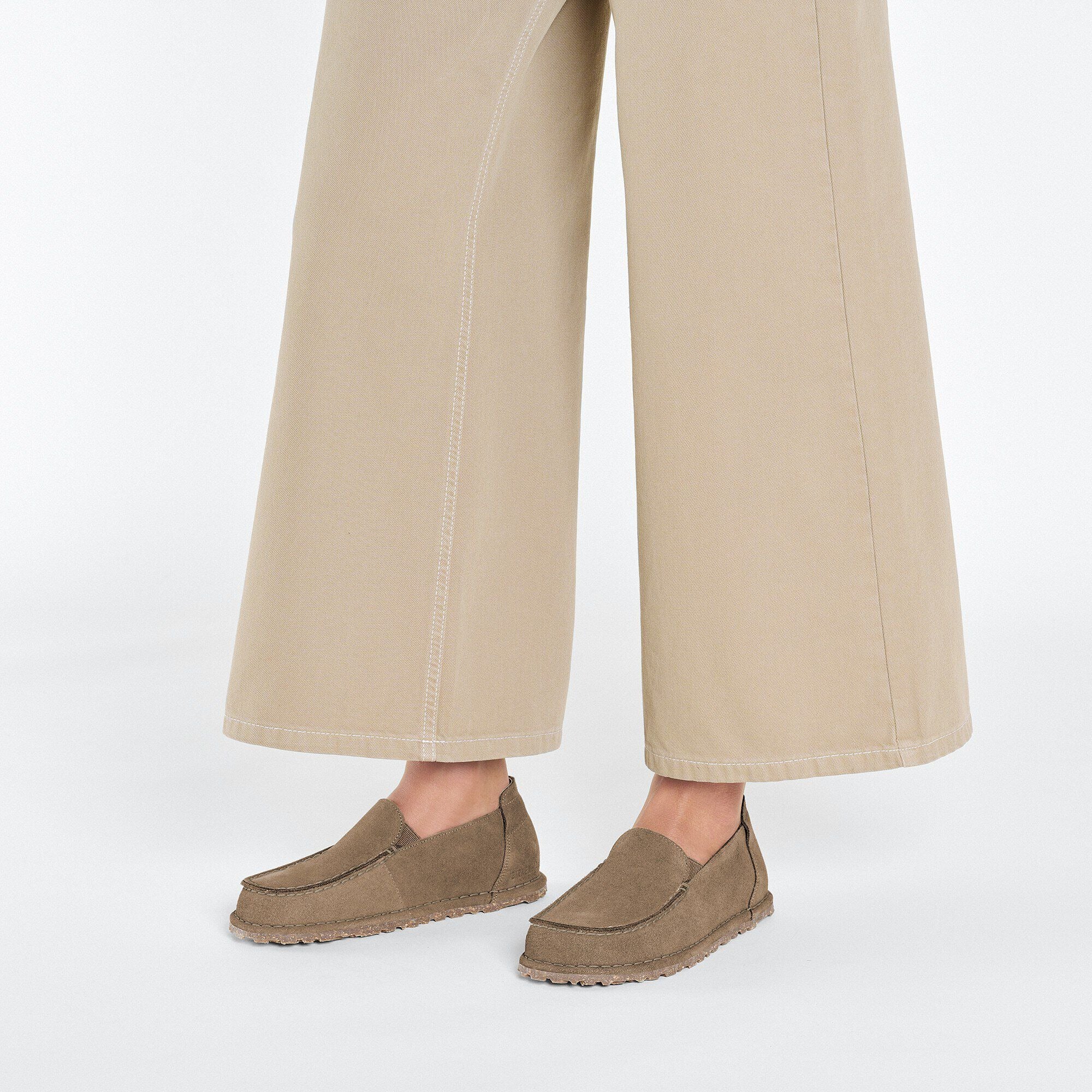 Utti | Suede | Taupe - Image 3