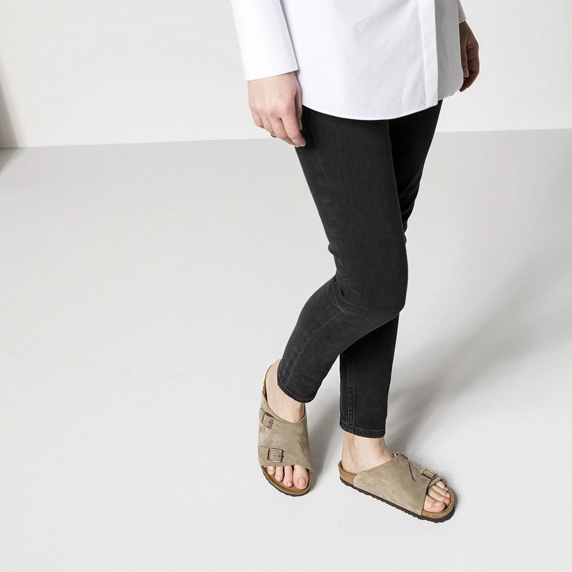 Zurich | Suede | Taupe - Image 3